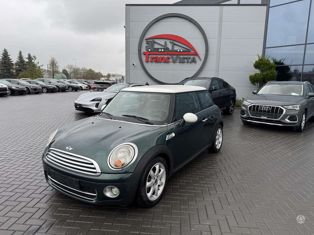 Mini Cooper, 1.6 l., hatchback