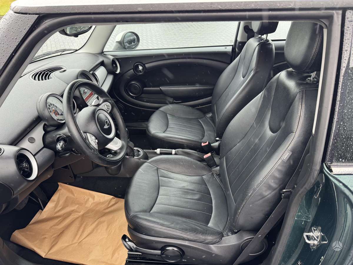 Mini Cooper, 1.6 l., Хэтчбек