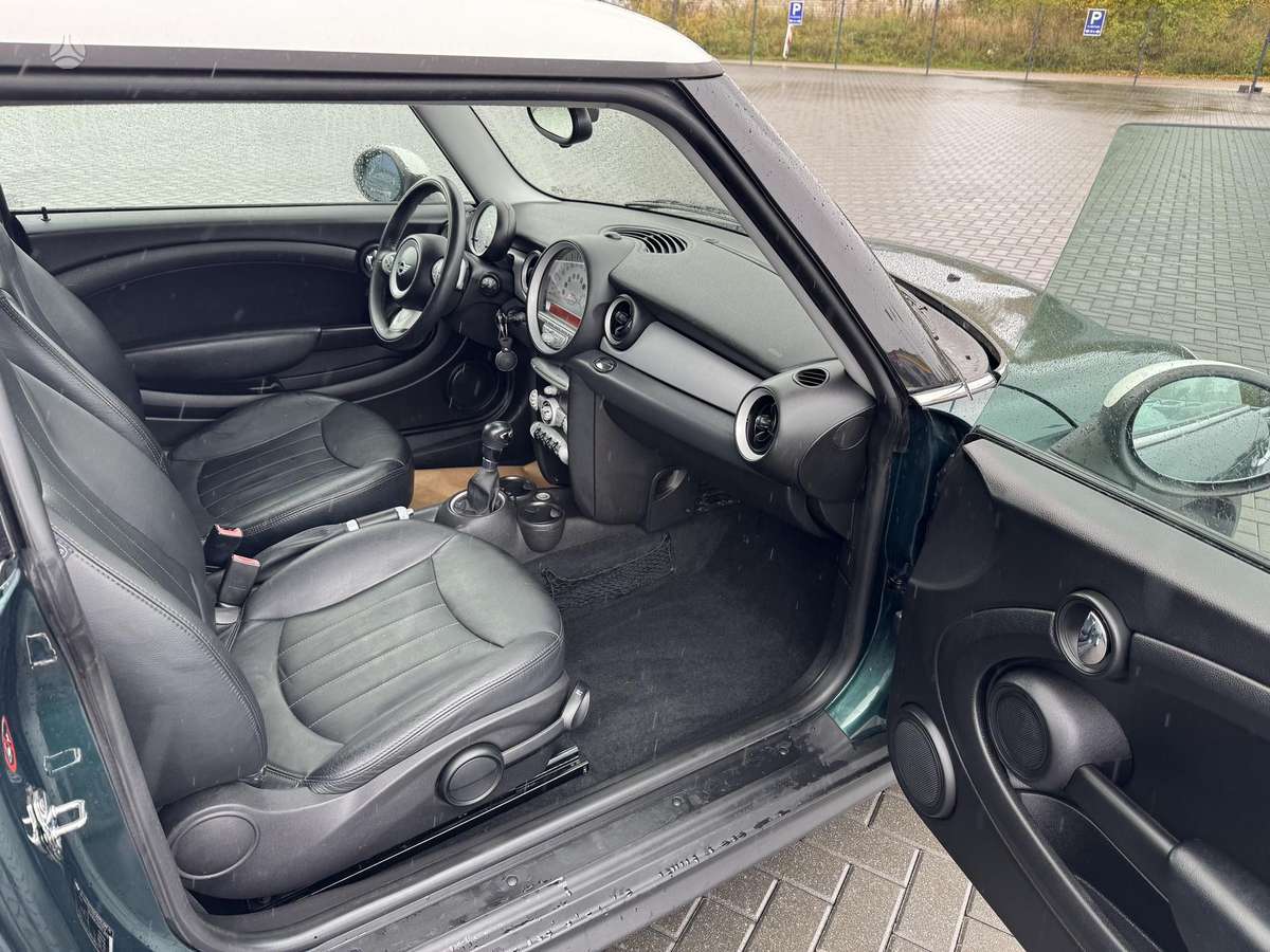 Mini Cooper, 1.6 l., Хэтчбек
