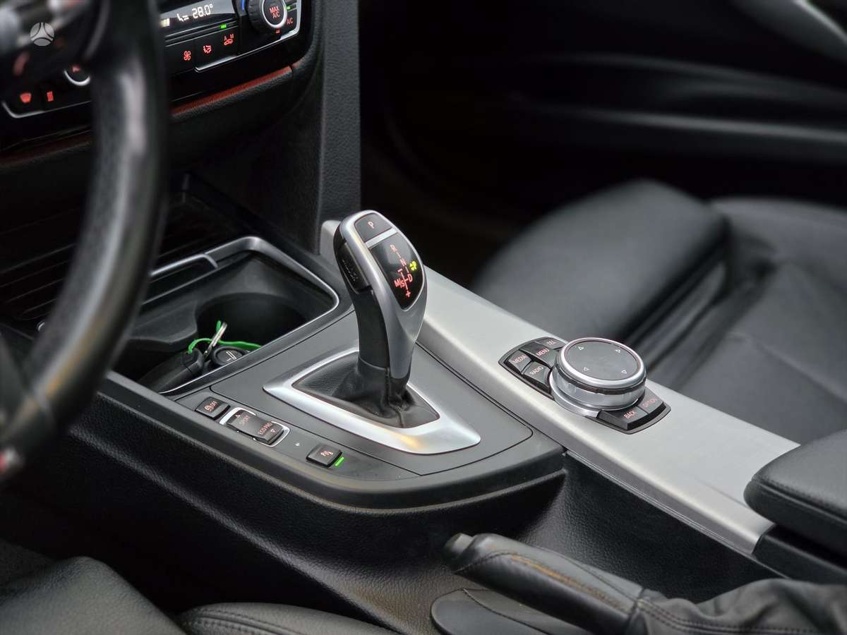 BMW 320, 2.0 l., Универсал