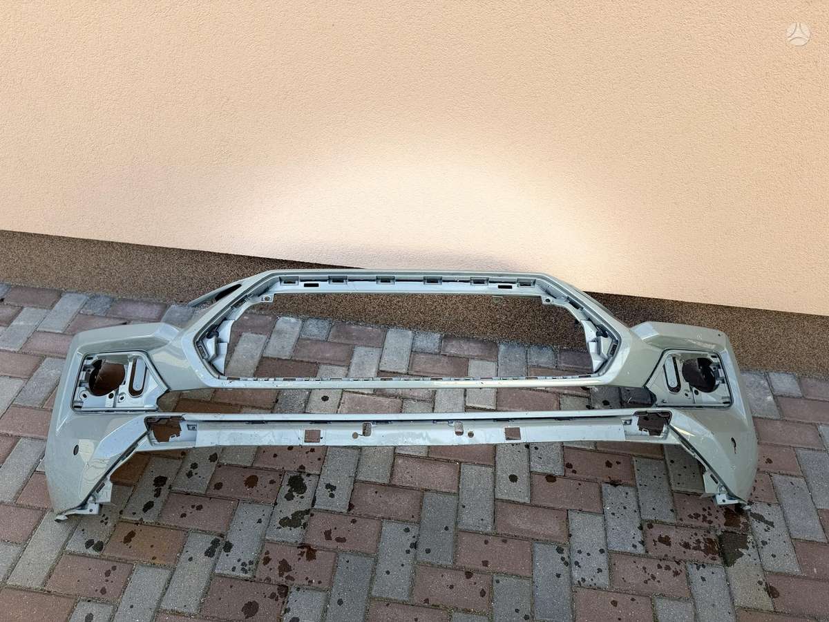 Toyota RAV4 бамперы (буфера)