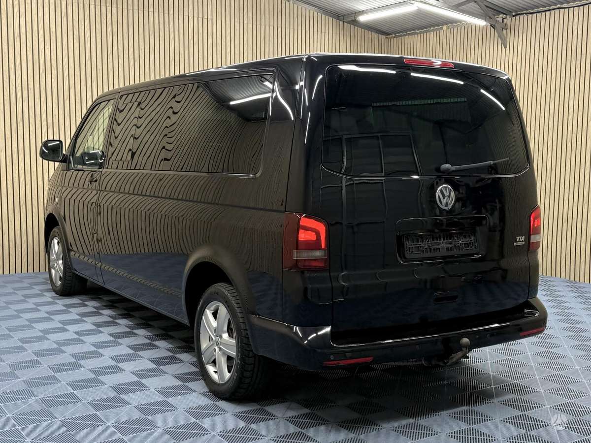 Volkswagen Multivan, 2.0 l., Минивэн