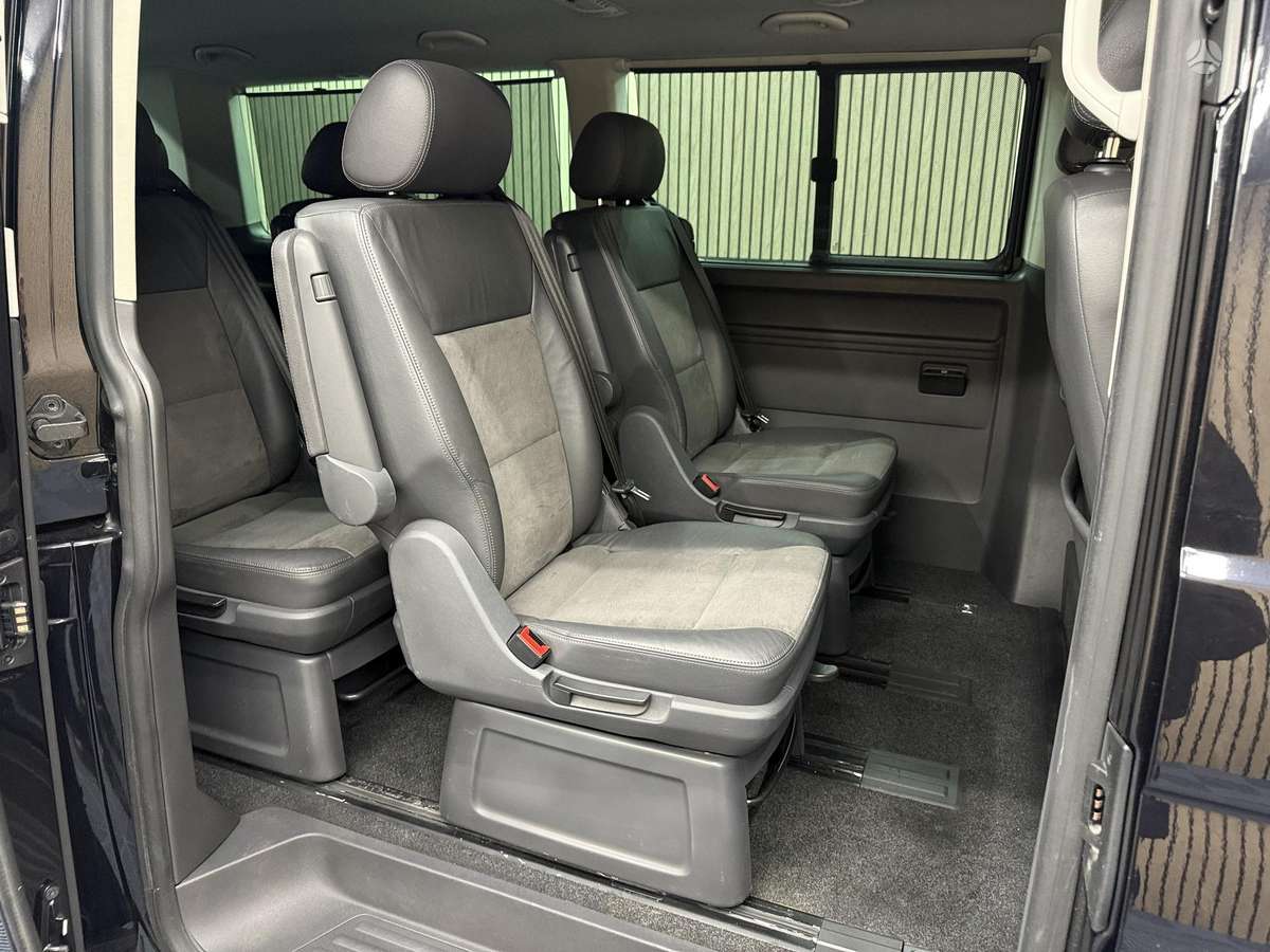 Volkswagen Multivan, 2.0 l., Минивэн