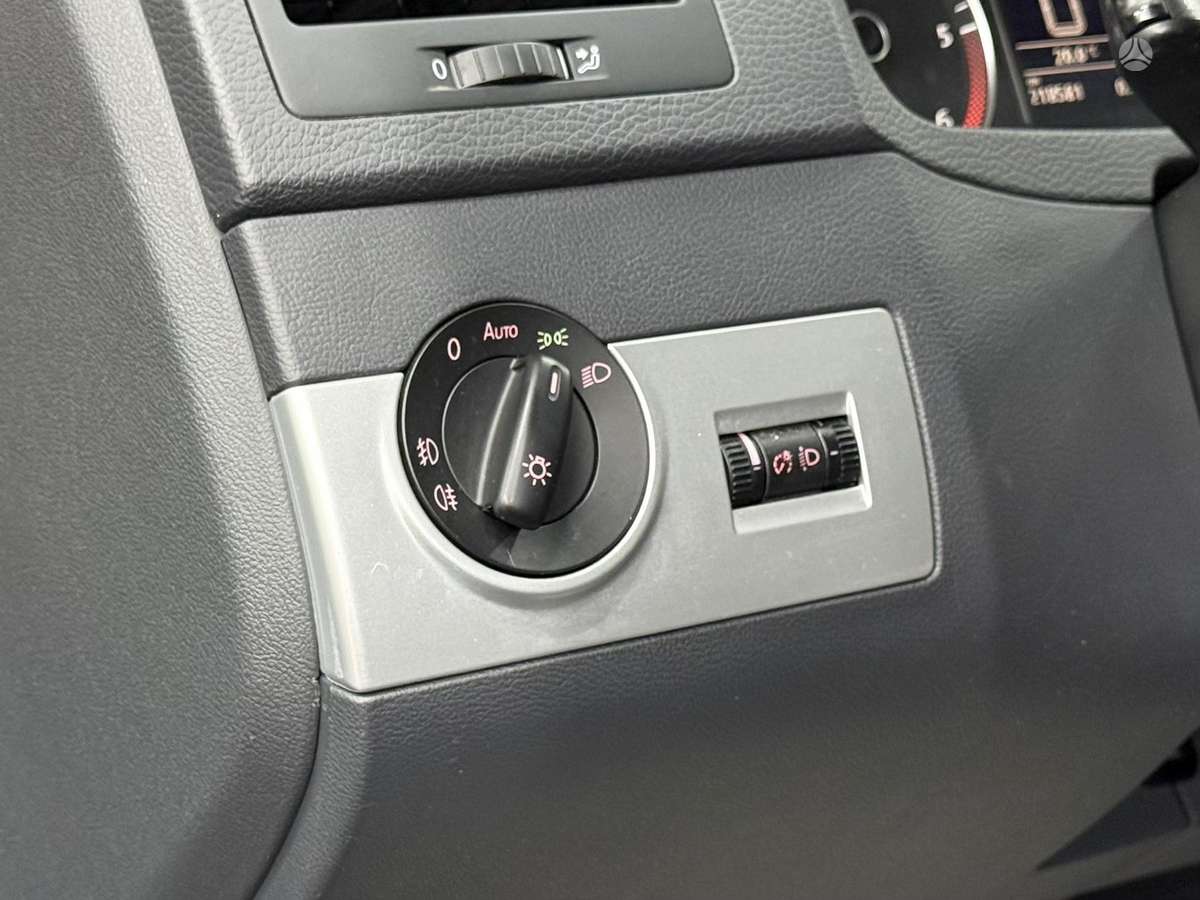 Volkswagen Multivan, 2.0 l., Минивэн