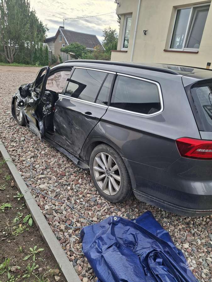 Volkswagen Passat, 2.0 l., Универсал