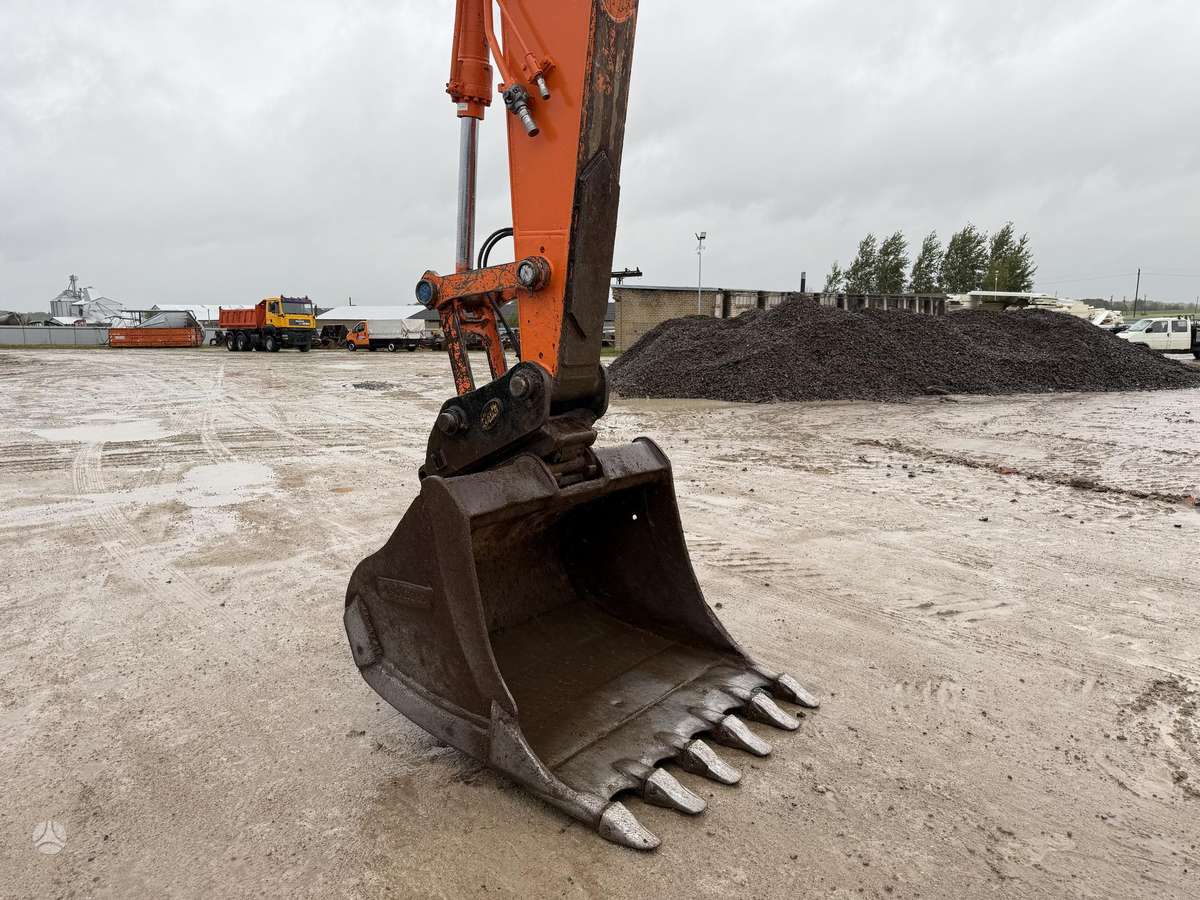 Doosan DX 225 LC-3, экскаваторы