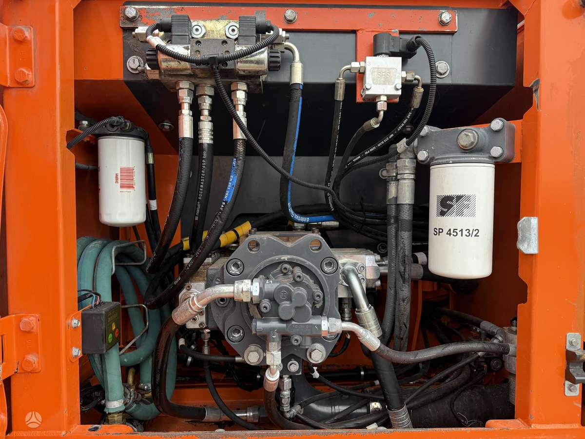 Doosan DX 225 LC-3, экскаваторы