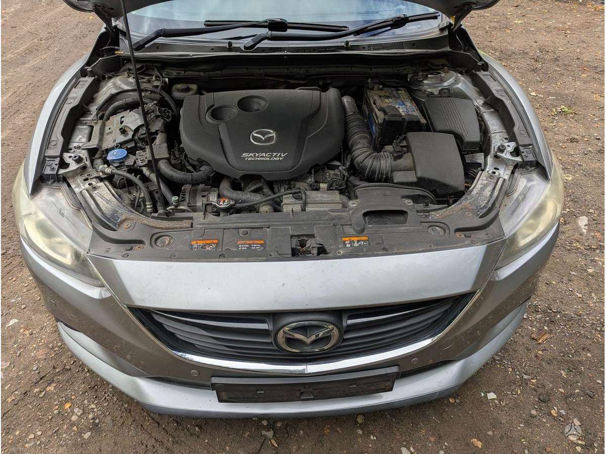 Mazda 6 engine
