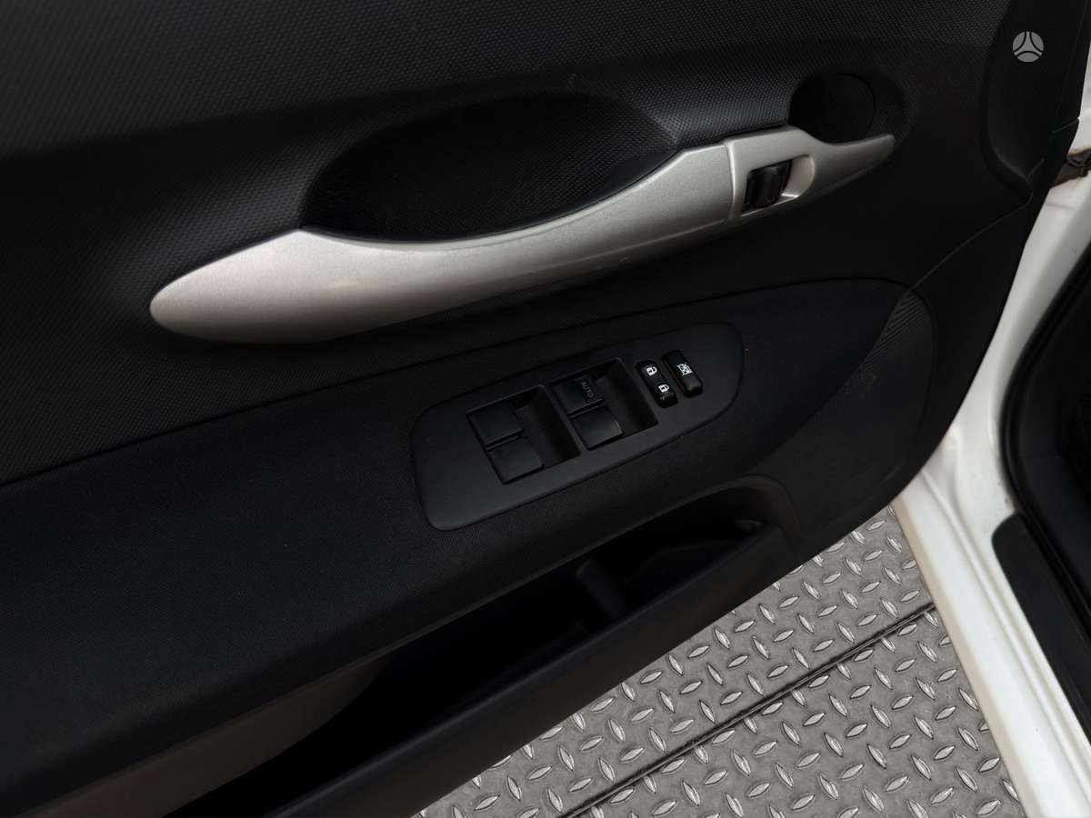 Toyota Auris, 2.0 l., hatchback