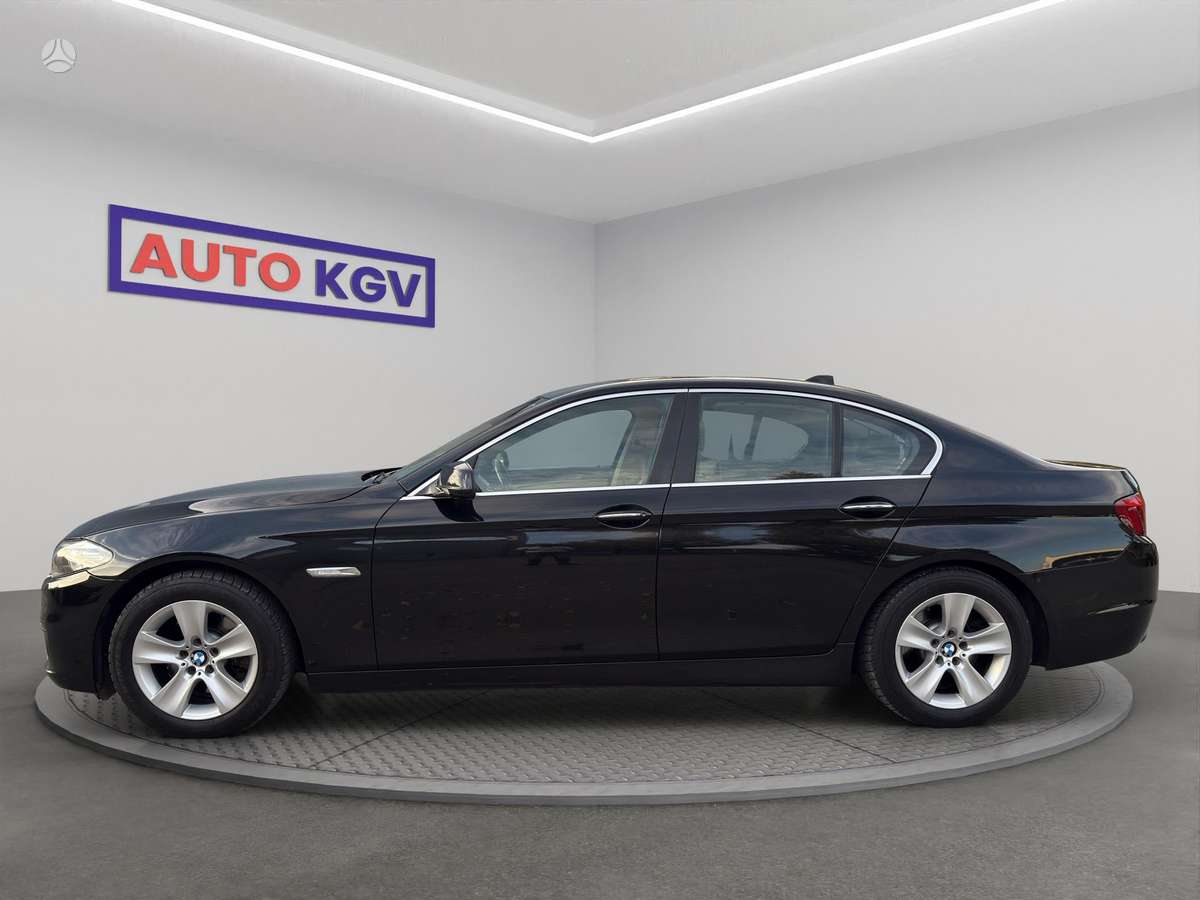 BMW 528, 2.0 l., Седан