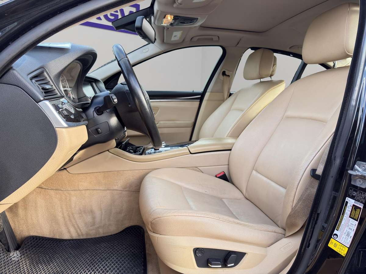 BMW 528, 2.0 l., Седан