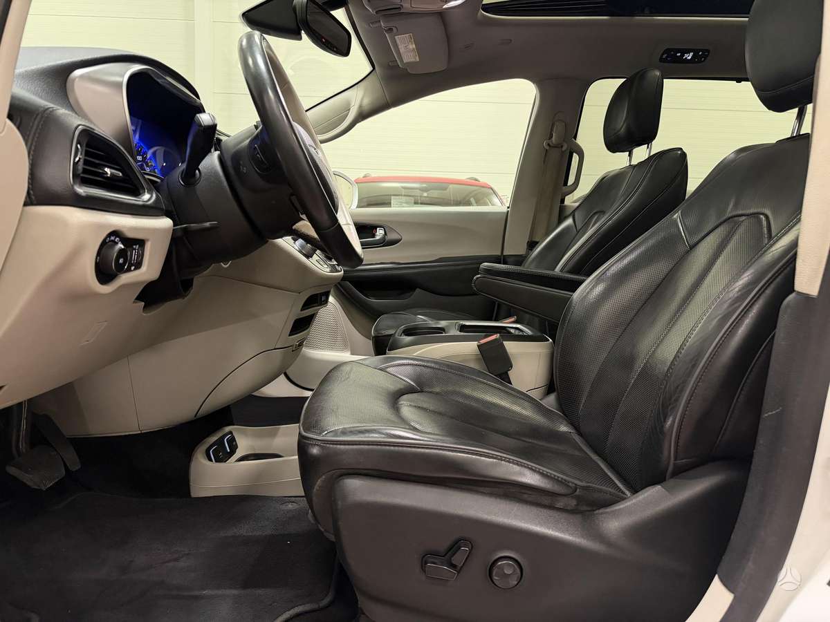 Chrysler Pacifica, 3.6 l., Минивэн