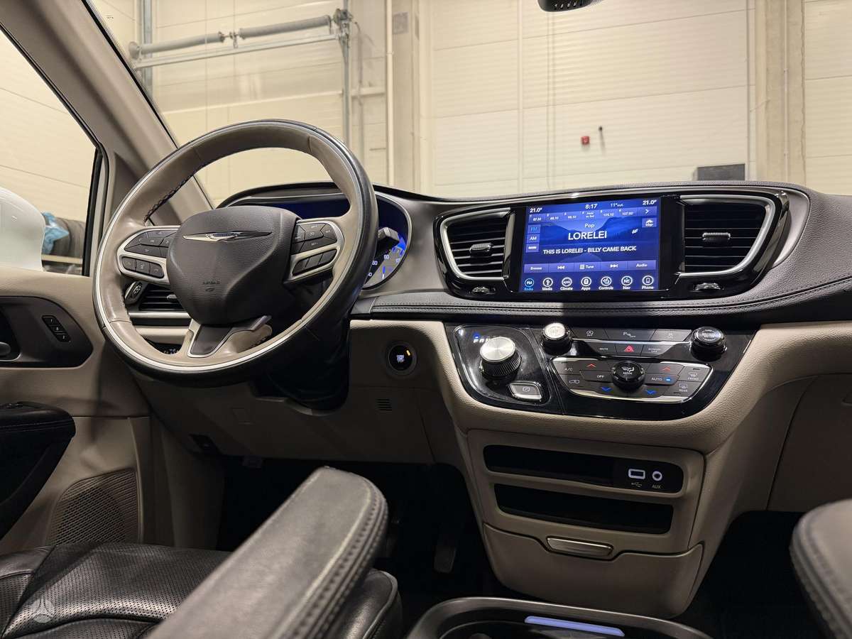 Chrysler Pacifica, 3.6 l., Минивэн