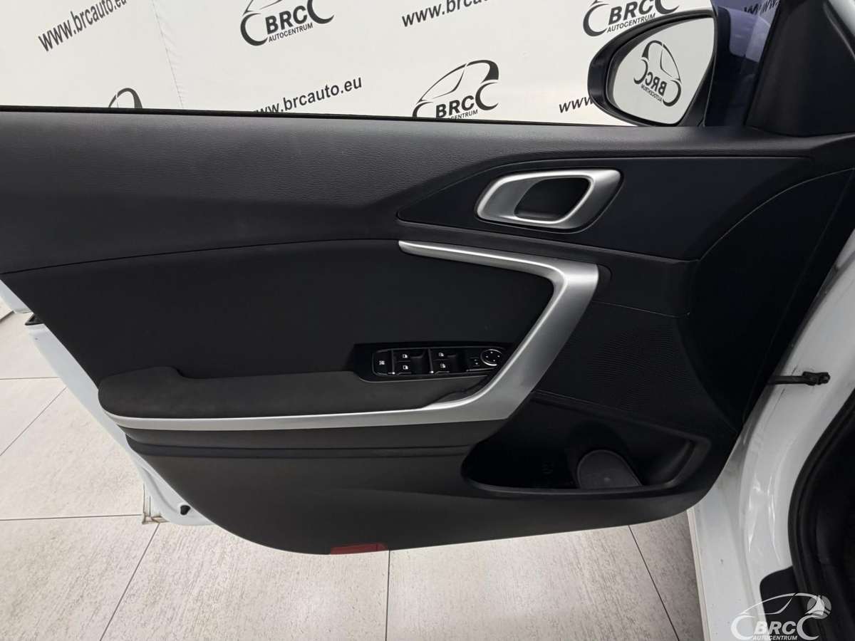 Kia Ceed, 1.5 l., universalas