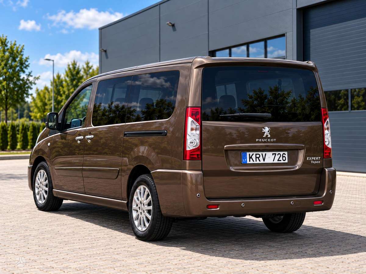 Peugeot Traveller, passenger minibus