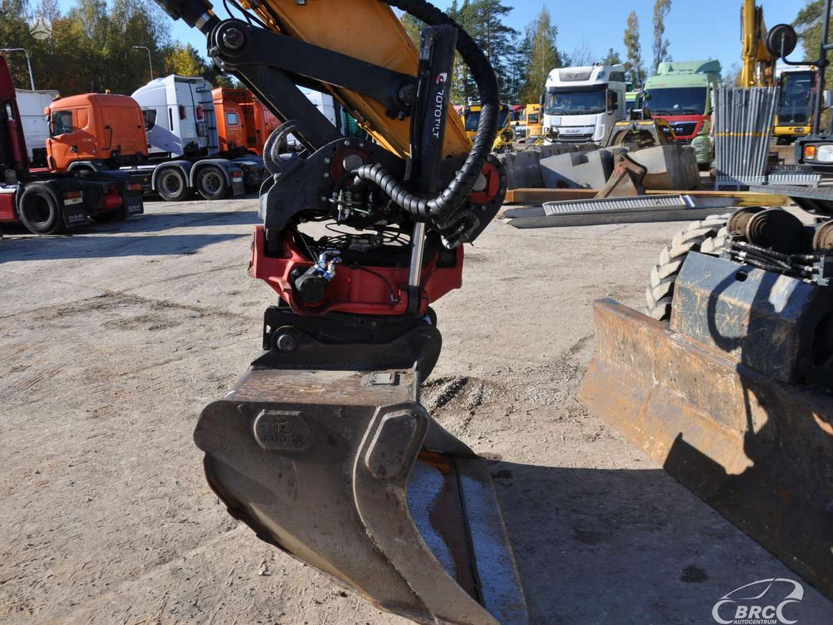 Hyundai HW160 Rototilt, excavator