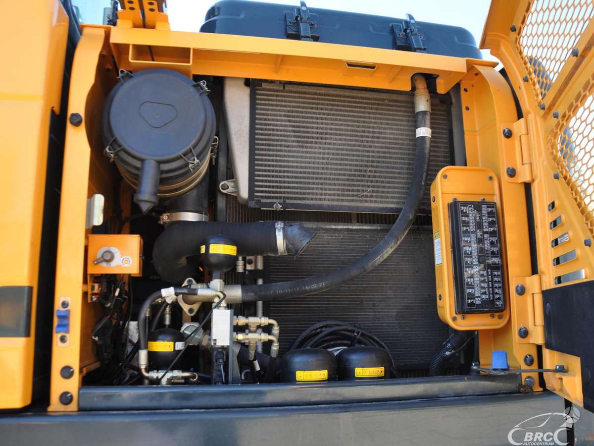 Hyundai HW160 Rototilt, excavator