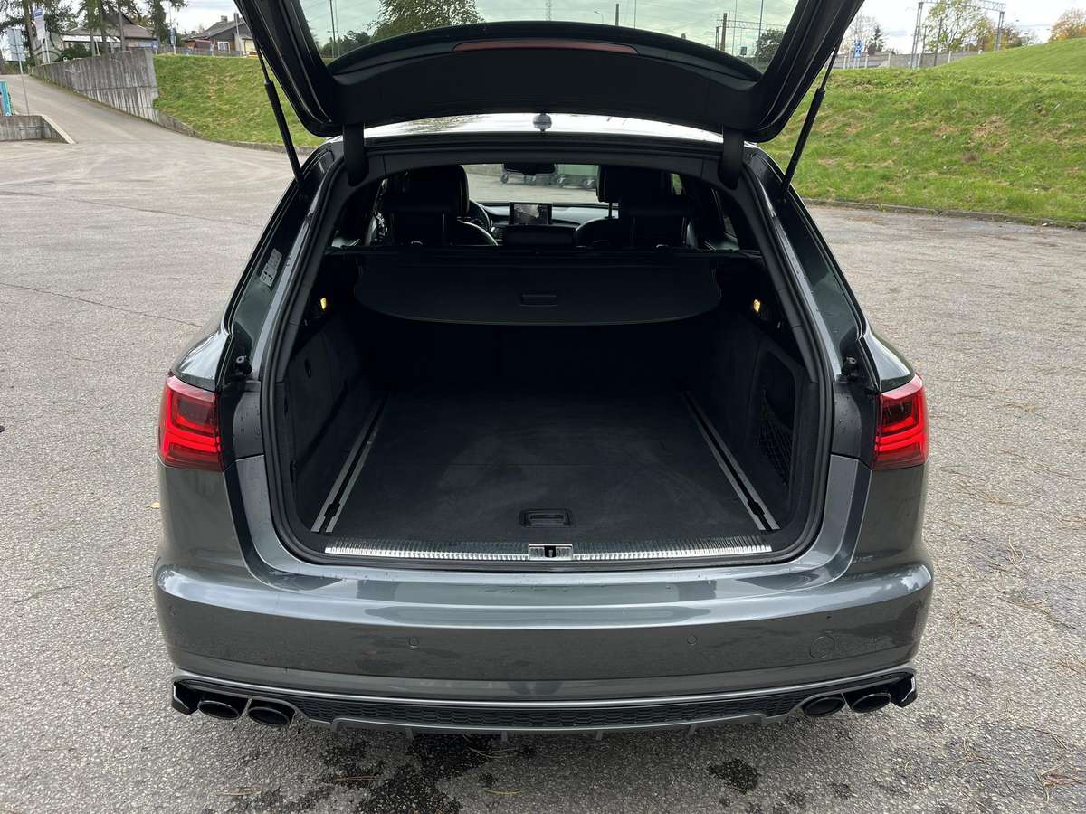 Audi A6, 3.0 l., wagon