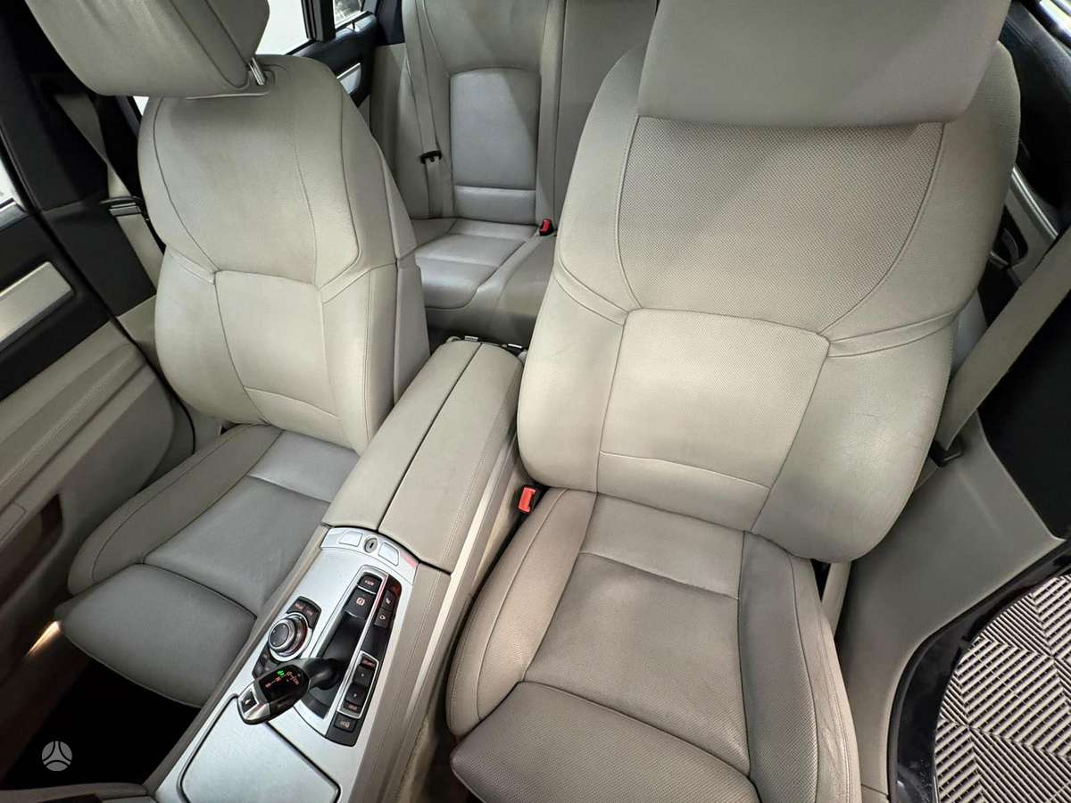 BMW 730, 3.0 l., Седан