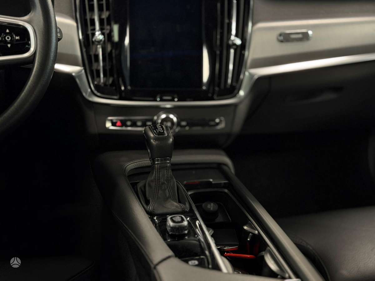 Volvo V90, 2.0 l., Универсал