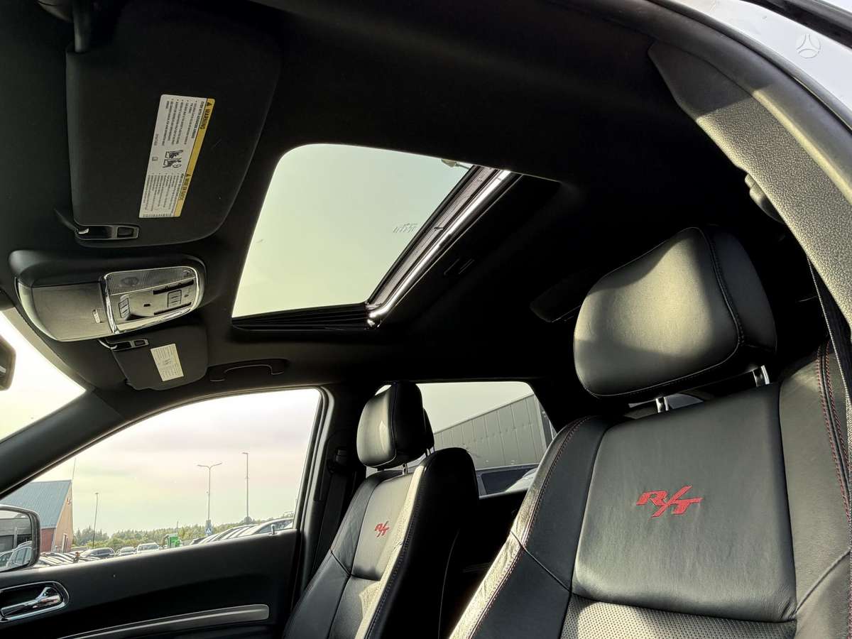 Dodge Durango, 5.7 l., off-road / crossover