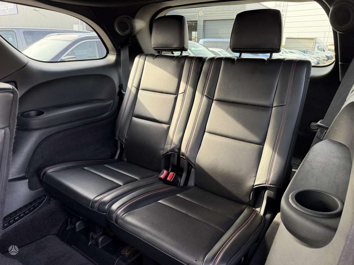 Dodge Durango, 5.7 l., off-road / crossover