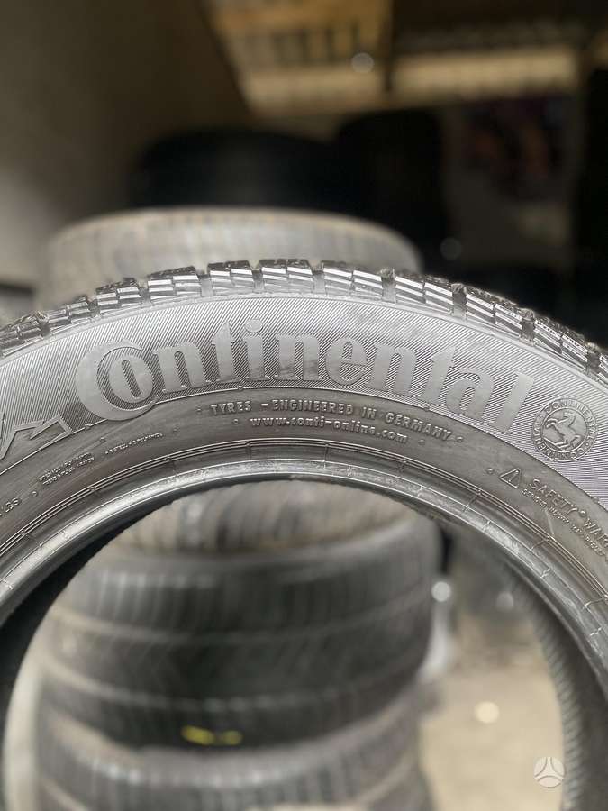 Continental, winter 235/60 R17
