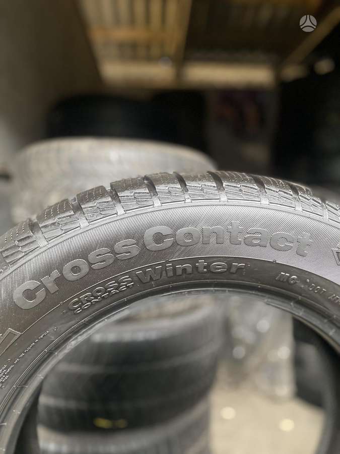 Continental, žieminės 235/60 R17