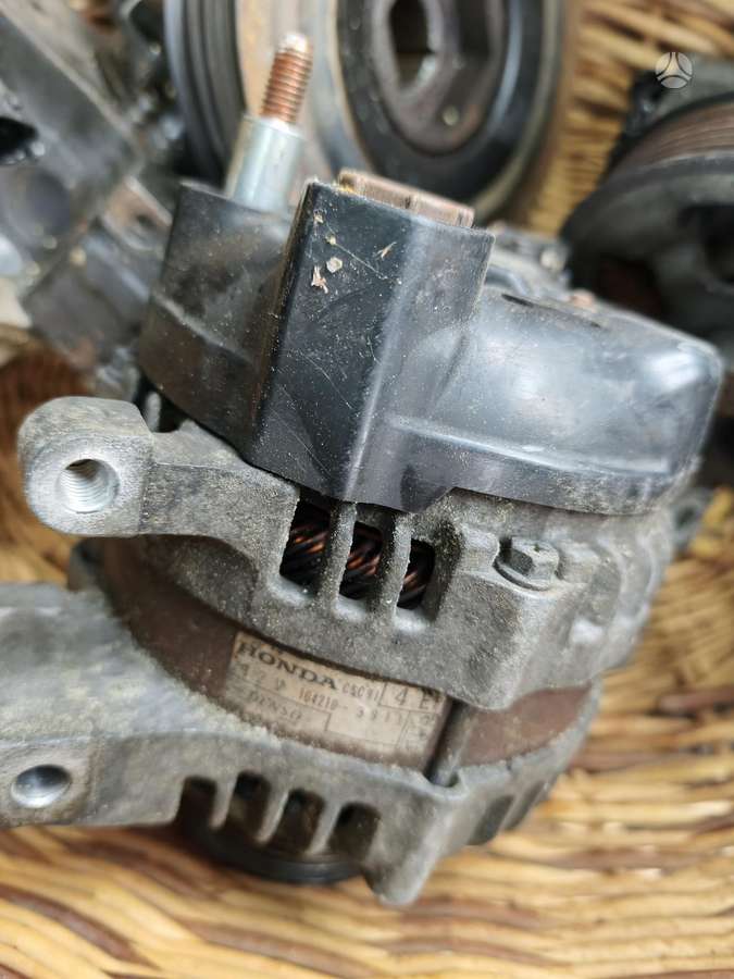 Honda Accord ģenerators