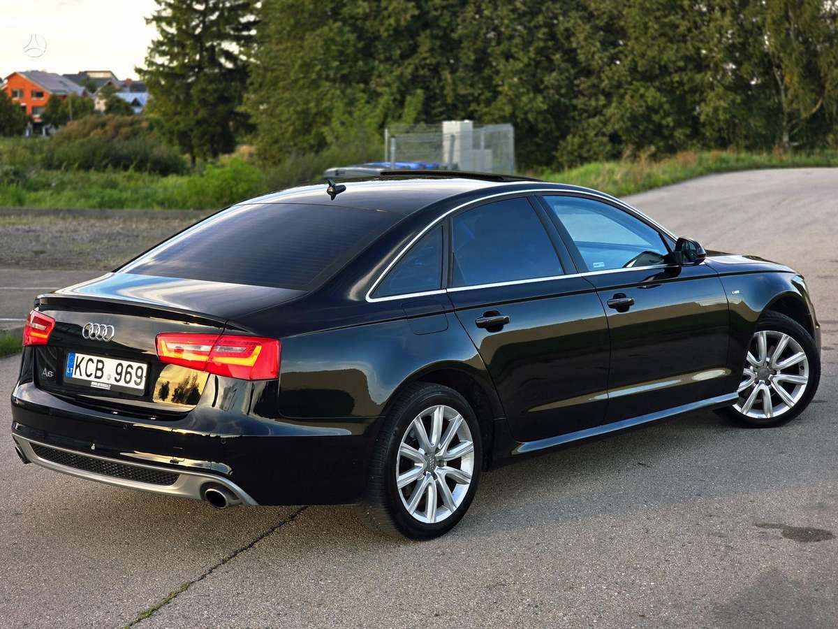 Audi A6, 2.0 l., Седан