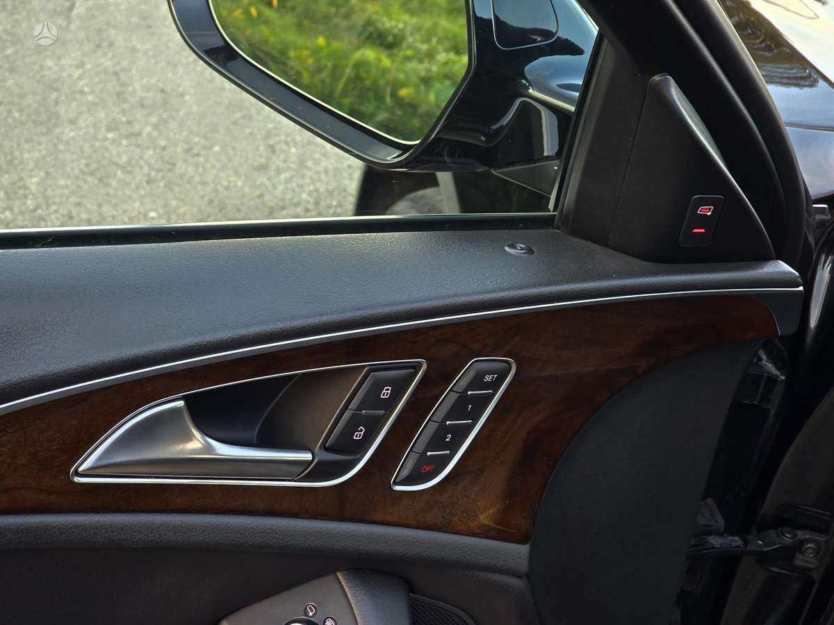 Audi A6, 2.0 l., Седан