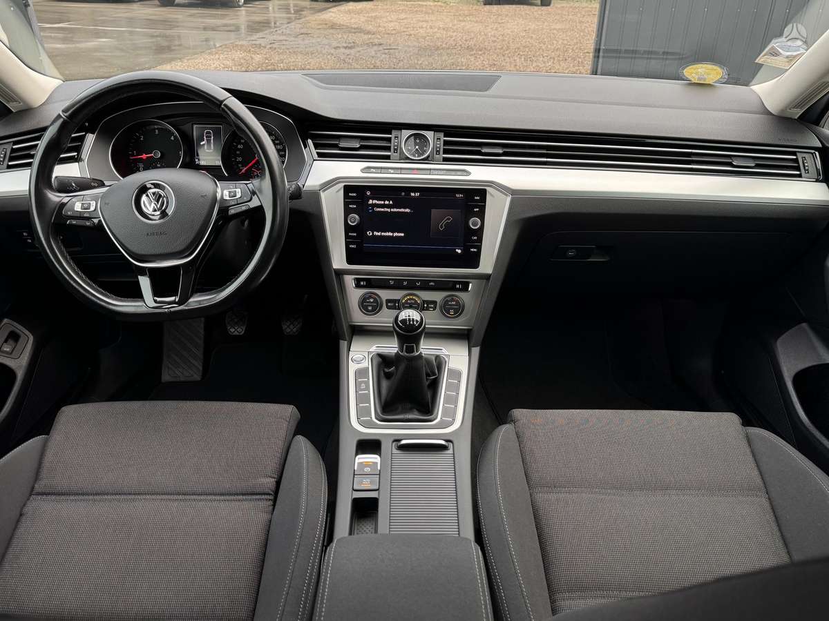 Volkswagen Passat, 1.6 l., Универсал