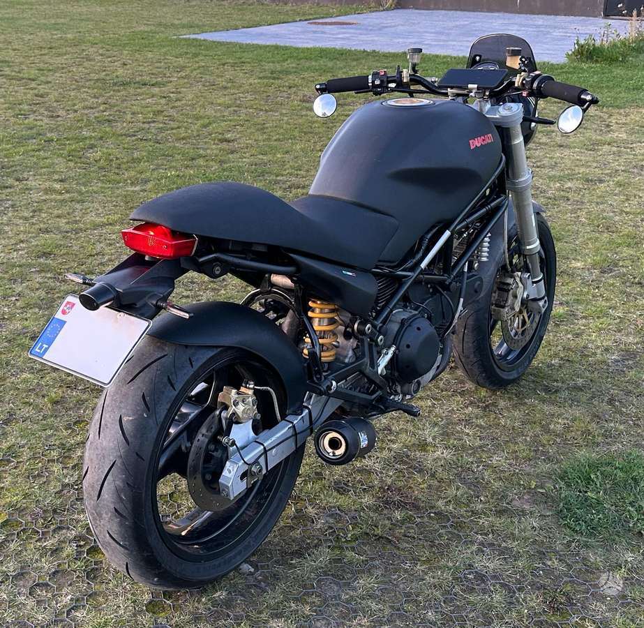 Ducati Monster 900cc, street / классические