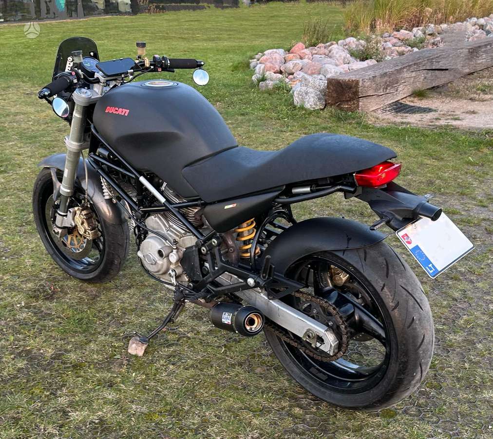Ducati Monster 900cc, street / классические
