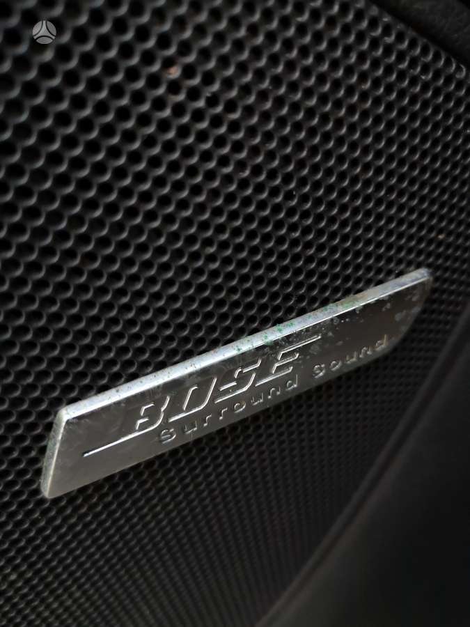 Audi Q7, 4.2 l., off-road / crossover