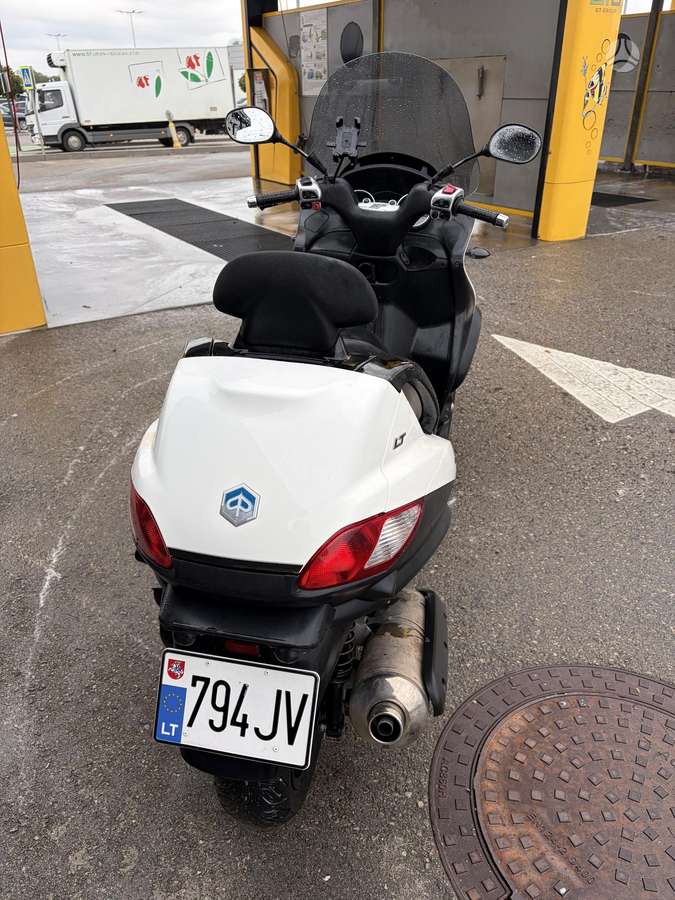 Piaggio MP3 400cc, tricikli