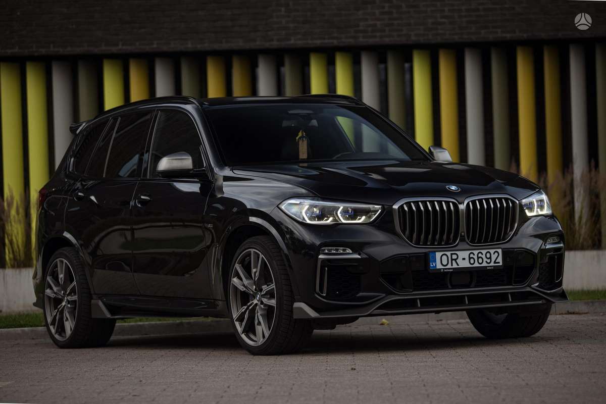 BMW X5, 3.0 l., Пикап