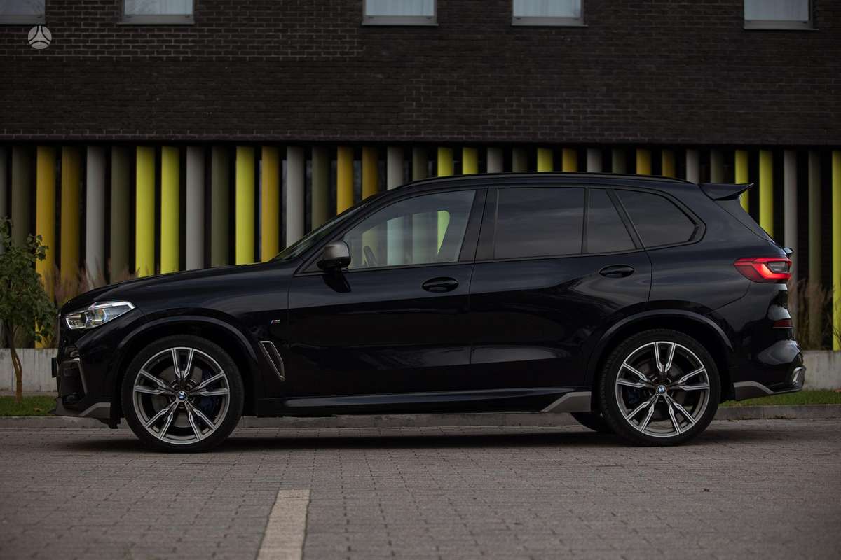 BMW X5, 3.0 l., Пикап