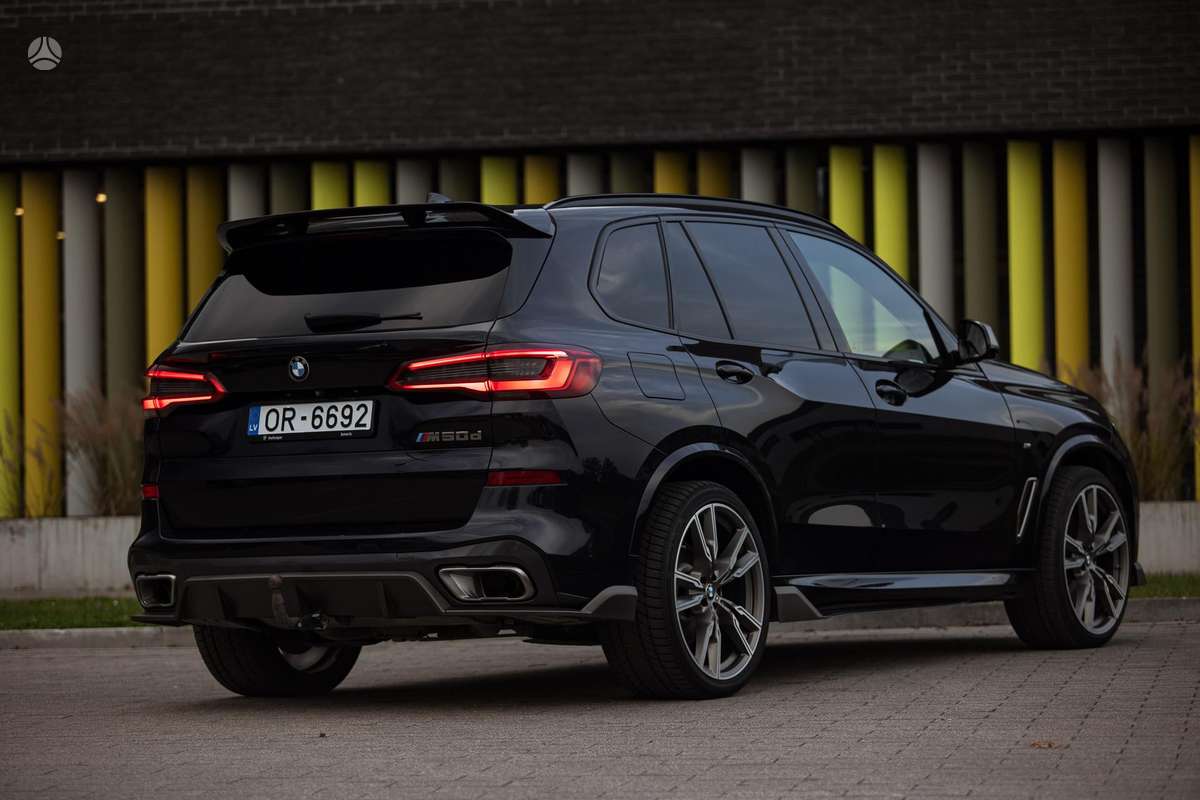 BMW X5, 3.0 l., Пикап