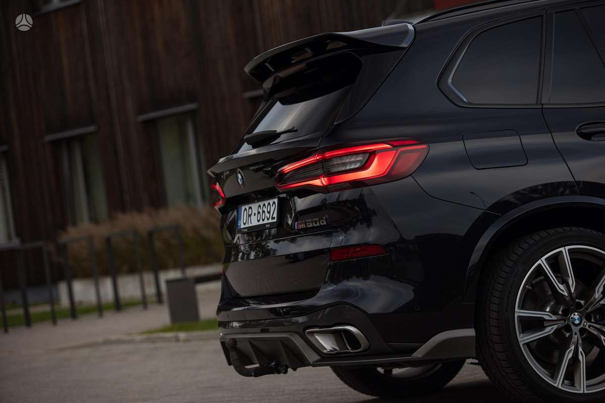 BMW X5, 3.0 l., Пикап