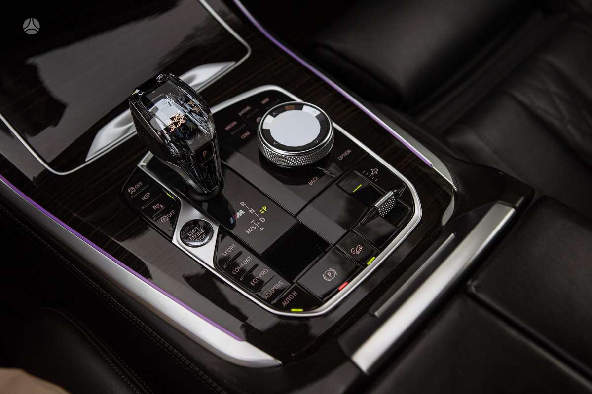 BMW X5, 3.0 l., Пикап