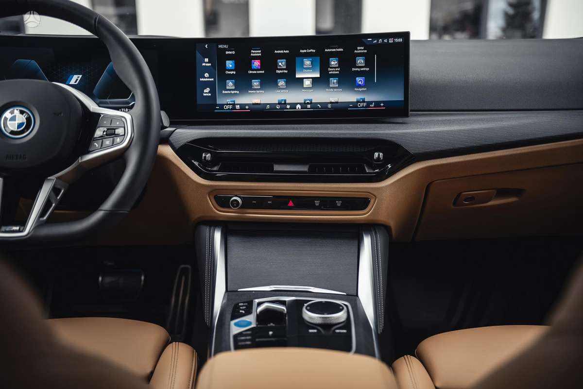BMW i4, 83 kWh, hatchback