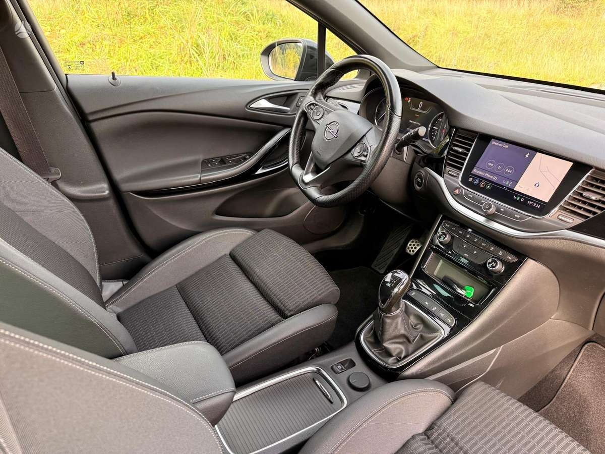Opel Astra, 1.5 l., hatchback