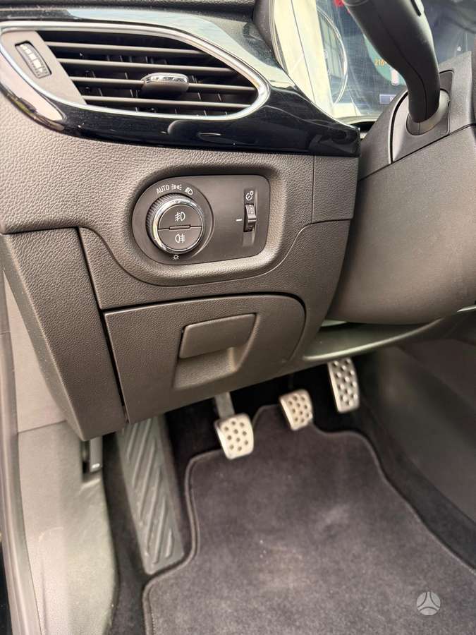 Opel Astra, 1.5 l., hatchback