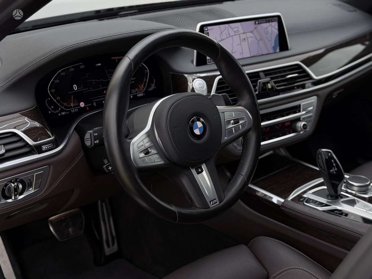 BMW 740, 3.0 l., Седан