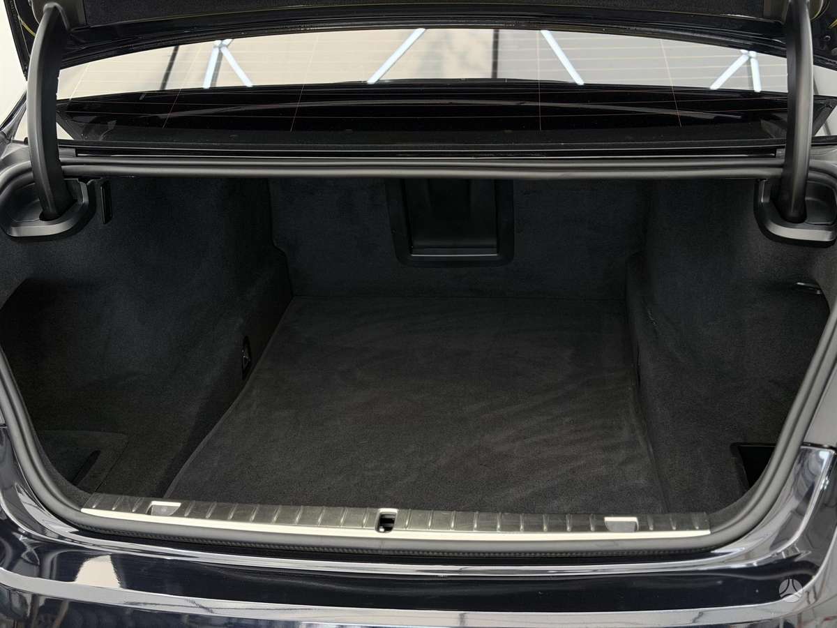 BMW 740, 3.0 l., Седан