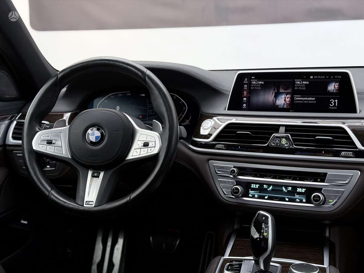 BMW 740, 3.0 l., Седан