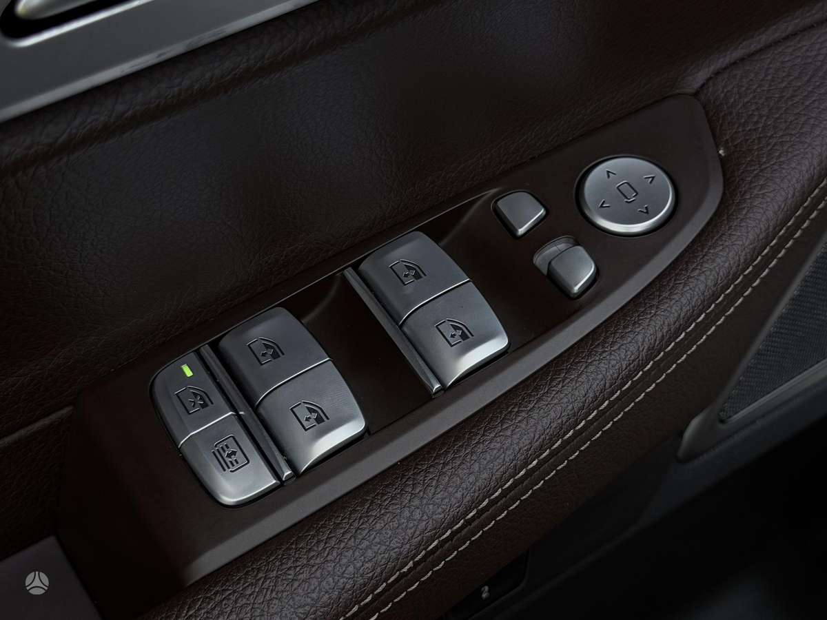 BMW 740, 3.0 l., Седан