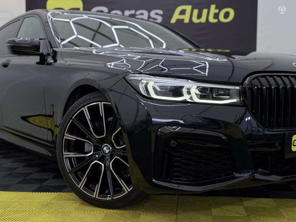 BMW 740, 3.0 l., Седан
