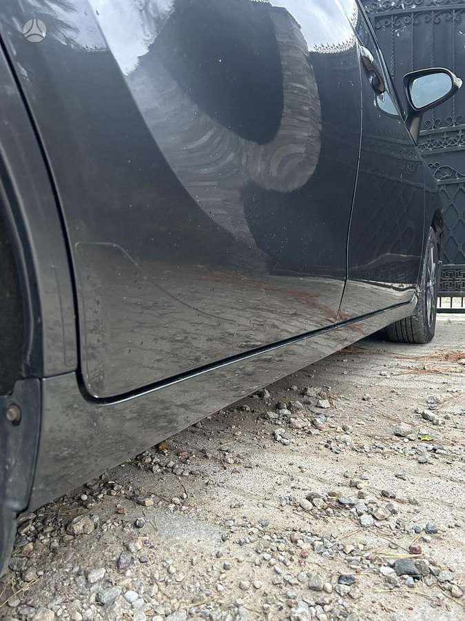 Toyota Verso, Минивэн